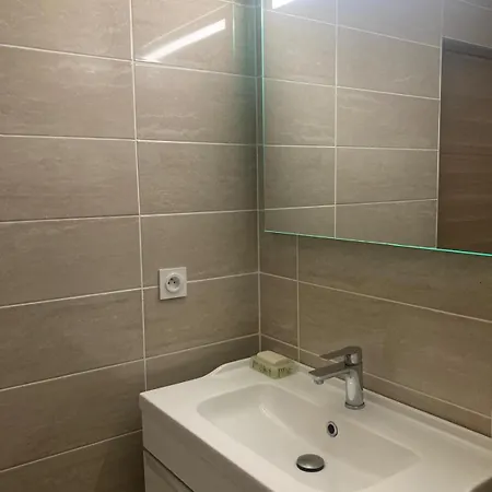 Rdc 35m2 Plein Centre Foix